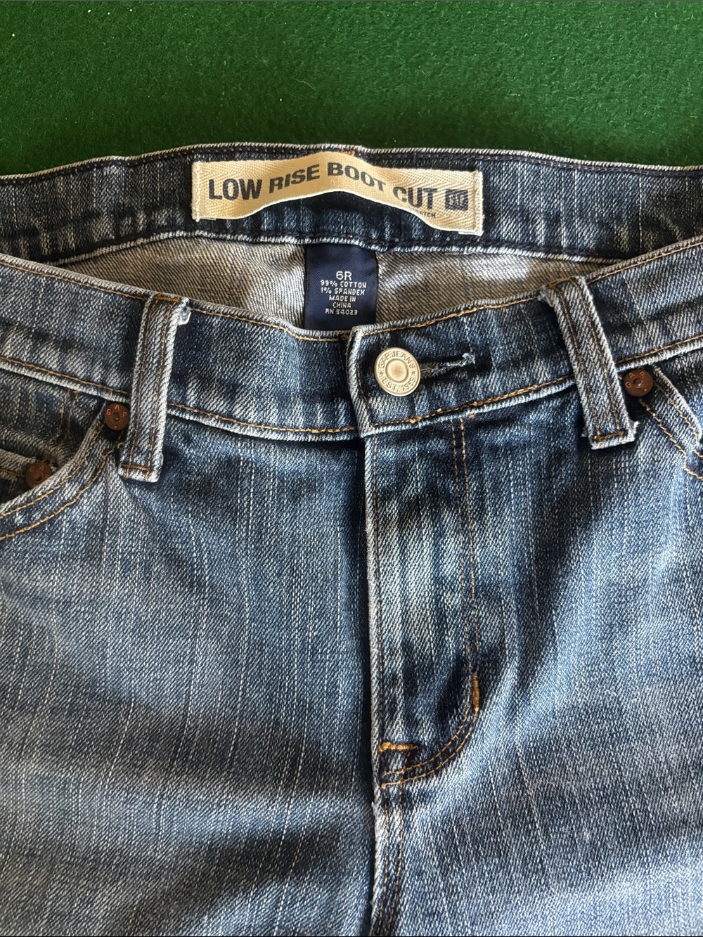GAP low Rise Boot Cut Men's Jeans - Blue